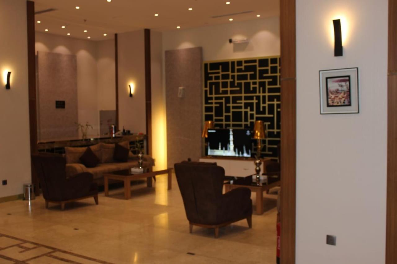 الفخامة الماسية للوحدات السكنية المفروشة Aparthotel Sidi Hamzah Екстериор снимка
