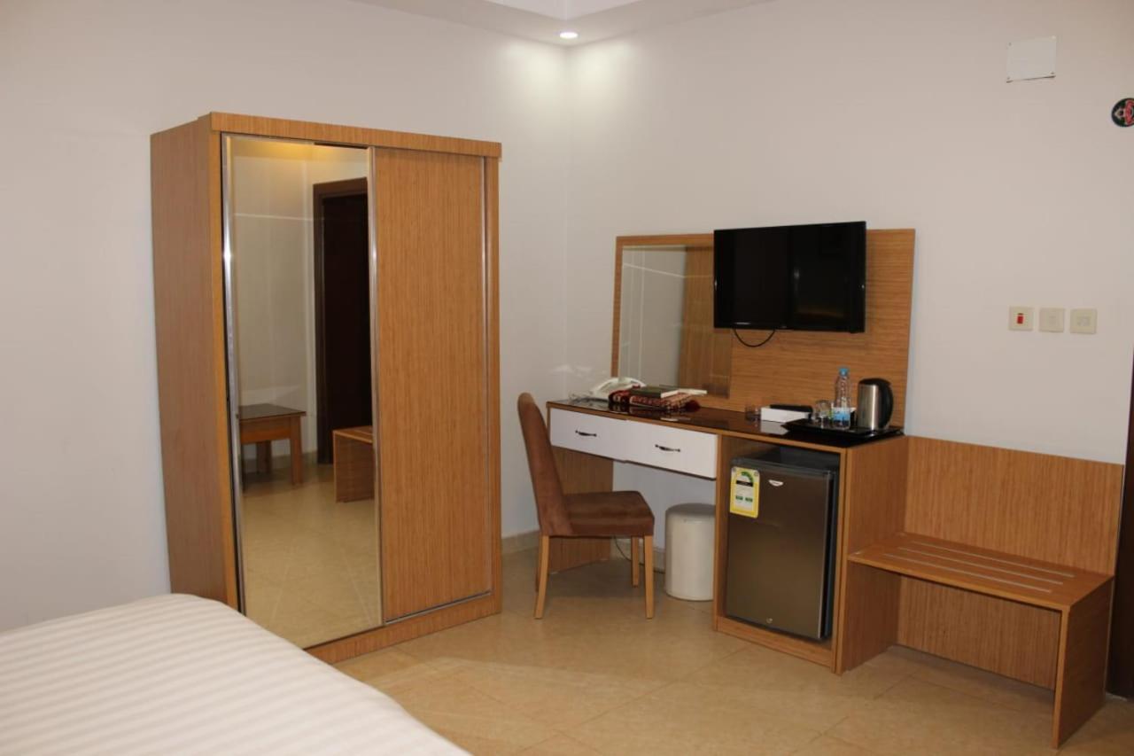 الفخامة الماسية للوحدات السكنية المفروشة Aparthotel Sidi Hamzah Екстериор снимка